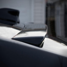 Load image into Gallery viewer, NINTE Roof Spoiler for 2018 - 2022 Honda Accord ABS Gloss Black Top Spoiler Wing JDM Style Rear Roof Window Spoiler Wing - NINTE