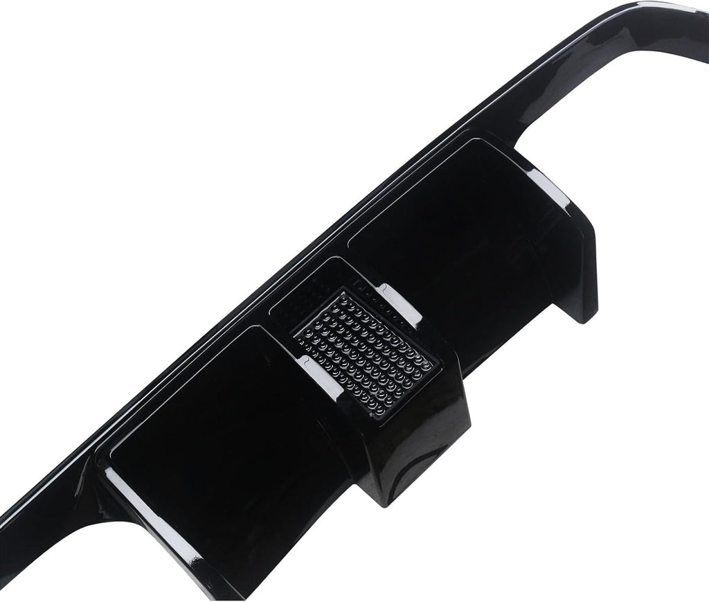 NINTE Rear Diffuser Lower Middle Lip for BMW F80 M3 F82/F83 M4 M Sport Bumper 2015 2016 2017 2018 2019 2020 ABS Painted Lower Bumper Lip with Light - NINTE