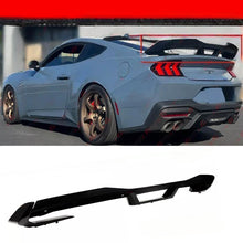 画像をギャラリービューアに読み込む, NINTE For 2024-2025 Ford Mustang DH Performance Gloss Black Spoiler W/ Smoke Gurney Flap