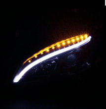 Cargar imagen en el visor de la galería, Headlight - NINTE