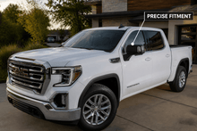 Laden Sie das Bild in den Galerie-Viewer, NINTE Top Half Mirror Covers For 2019-2026 Chevy Silverado&amp;GMC Sierra 1500 - NINTE
  